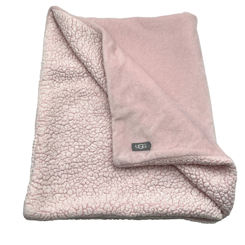 UGG Blush Sherpa Throw Blanket